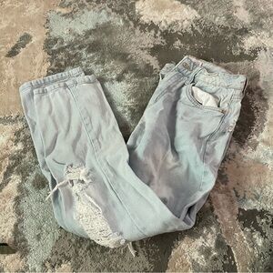 ✨ 10 for $10 Refuge size 3 boyfriend jeans
